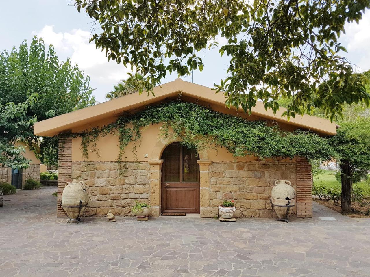 Agriturismo Il Drago Mirabella Imbaccari المظهر الخارجي الصورة