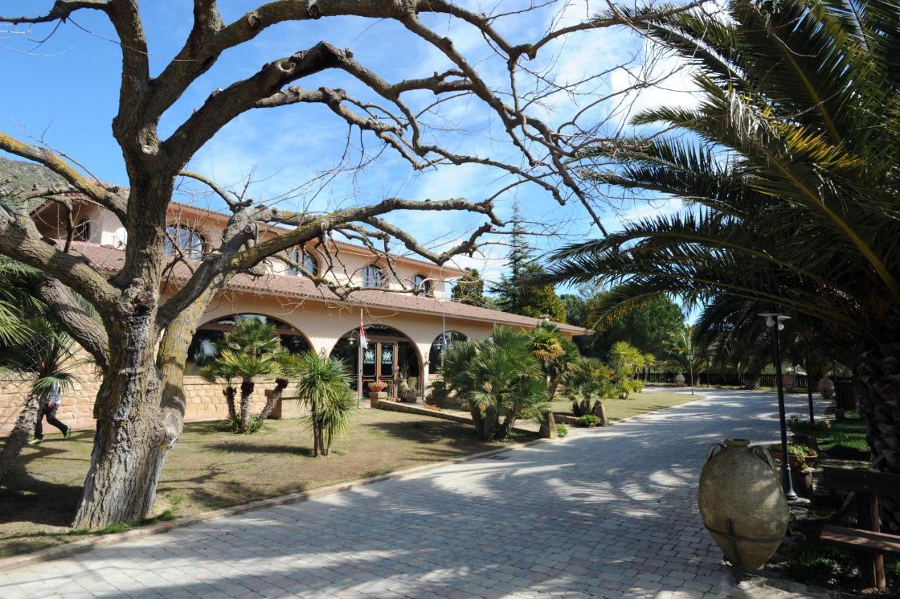 Agriturismo Il Drago Mirabella Imbaccari المظهر الخارجي الصورة