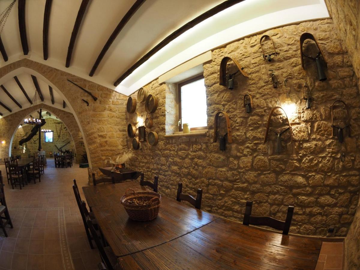 Agriturismo Il Drago Mirabella Imbaccari المظهر الخارجي الصورة